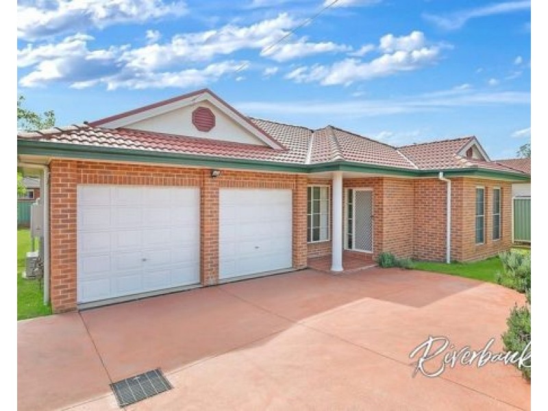 10A Barangaroo Road, Toongabbie NSW 2146