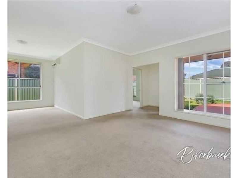 10A Barangaroo Road, Toongabbie NSW 2146