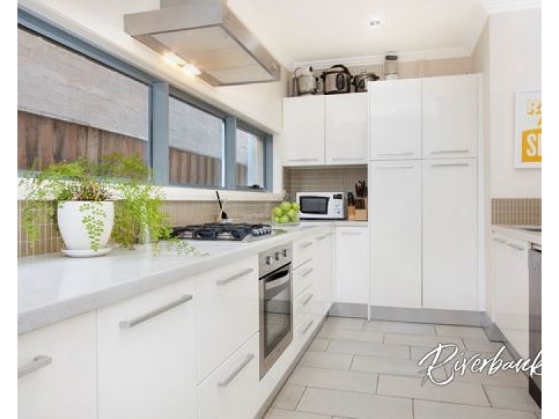 6 Tuabilli Street, Pemulwuy NSW 2145