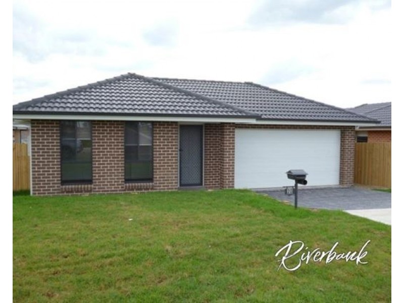20 Adams Circuit, Elderslie NSW 2570