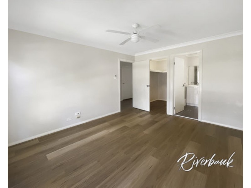 4 Marshall Avenue, Ropes Crossing NSW 2760