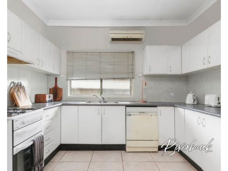 64 Albert Street, Guildford NSW 2161