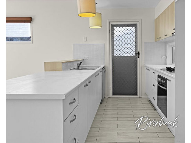 17 Parish Street, Pemulwuy NSW 2145