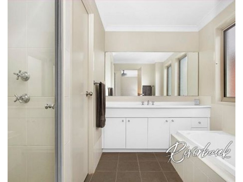 172 Driftway Drive, Pemulwuy NSW 2145