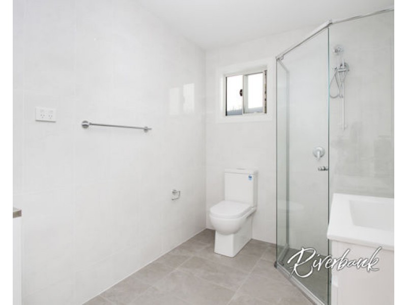 11A Robinson Rd, Cranebrook NSW 2749