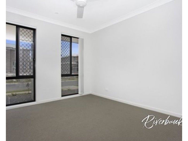 16 Vinny Road, Edmondson Park NSW 2174