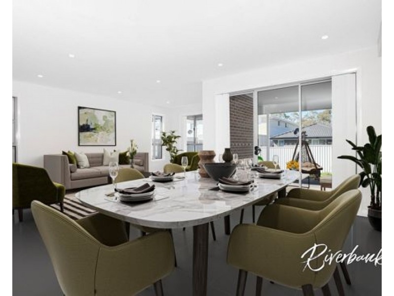 11 Glenholme Drive, Glenmore Park NSW 2745