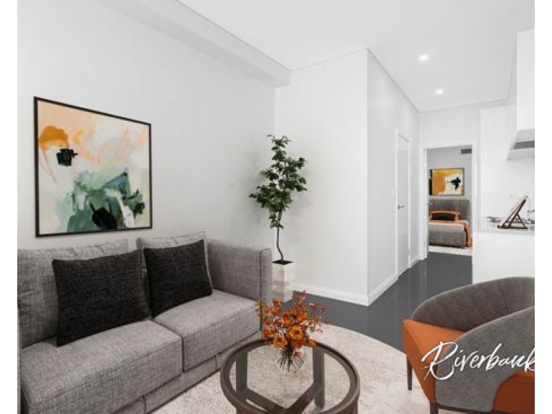 11 Glenholme Drive, Glenmore Park NSW 2745