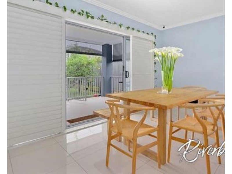 6 Warwick Road, Merrylands NSW 2160