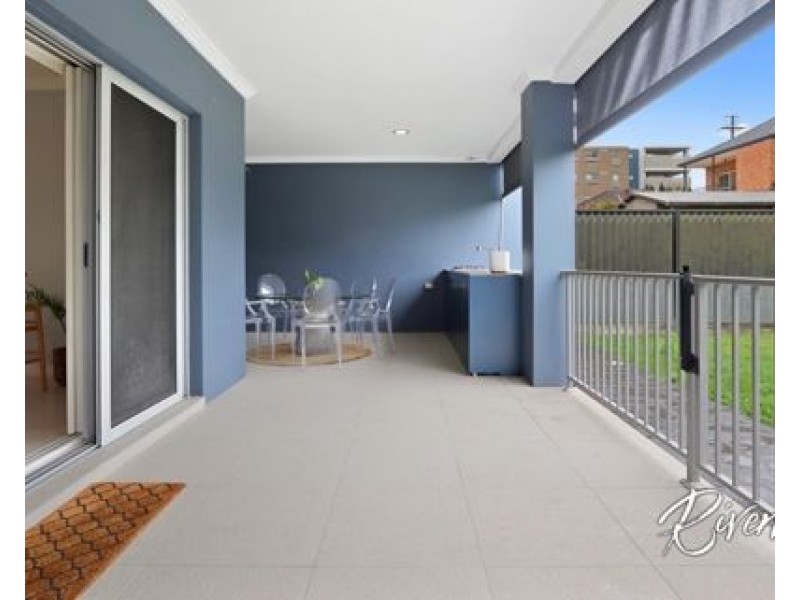 6 Warwick Road, Merrylands NSW 2160