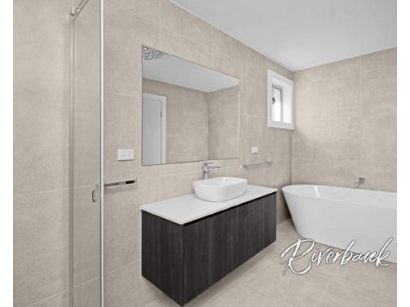 10 Winnima Cct, Pemulwuy NSW 2145