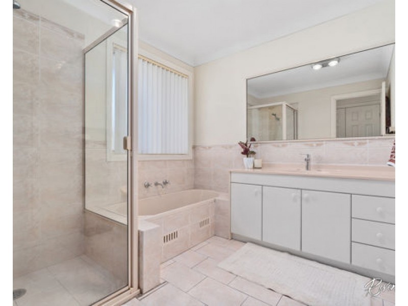 6 Jowarra Way, Merrylands NSW 2160