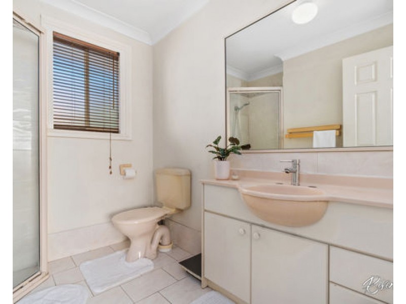 6 Jowarra Way, Merrylands NSW 2160