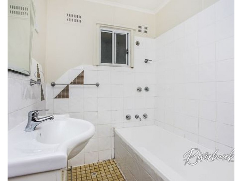 16 St Johns Road, Heckenberg NSW 2168