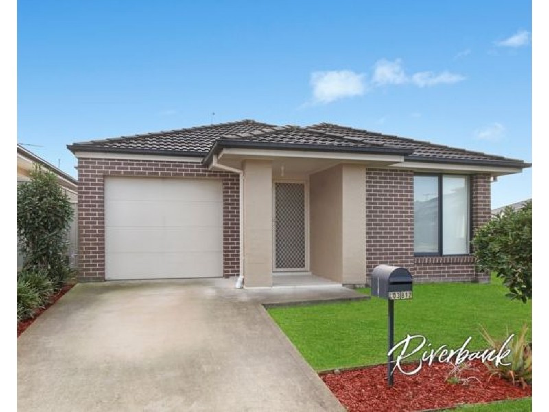 38 Melrose Street, Middleton Grange NSW 2171