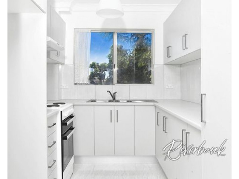 2/31 The Avenue, Granville NSW 2142