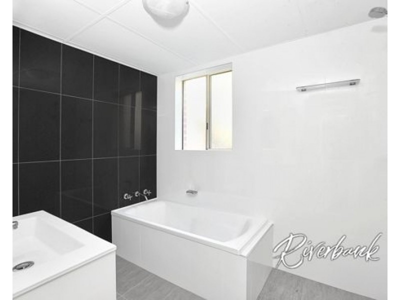 2/31 The Avenue, Granville NSW 2142