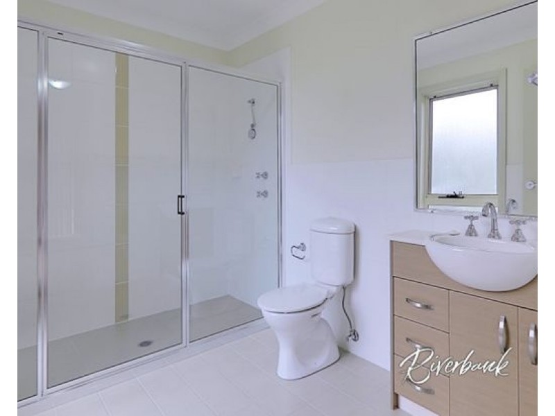 186 Driftway Drive, Pemulwuy NSW 2145