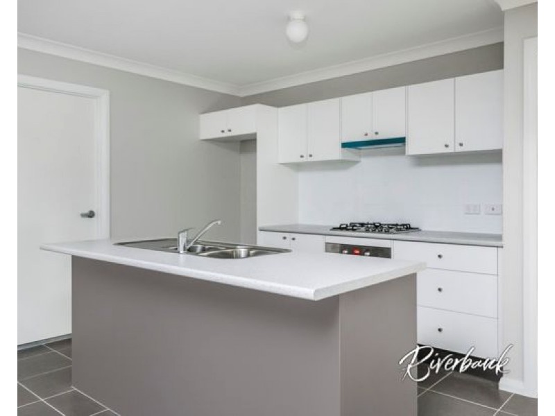 36 Kingsbury Road, Edmondson Park NSW 2174