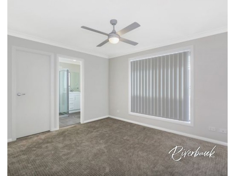 36 Kingsbury Road, Edmondson Park NSW 2174