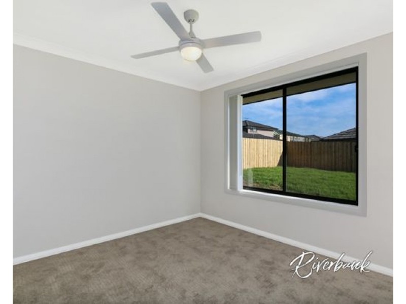36 Kingsbury Road, Edmondson Park NSW 2174