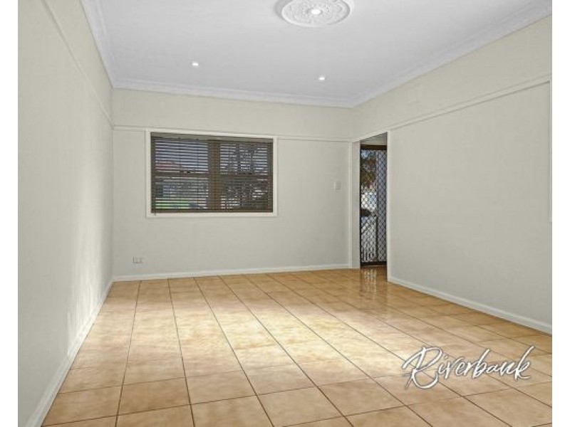 27 Eve Street, Guildford NSW 2161