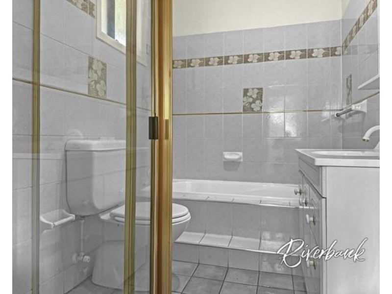 27 Eve Street, Guildford NSW 2161