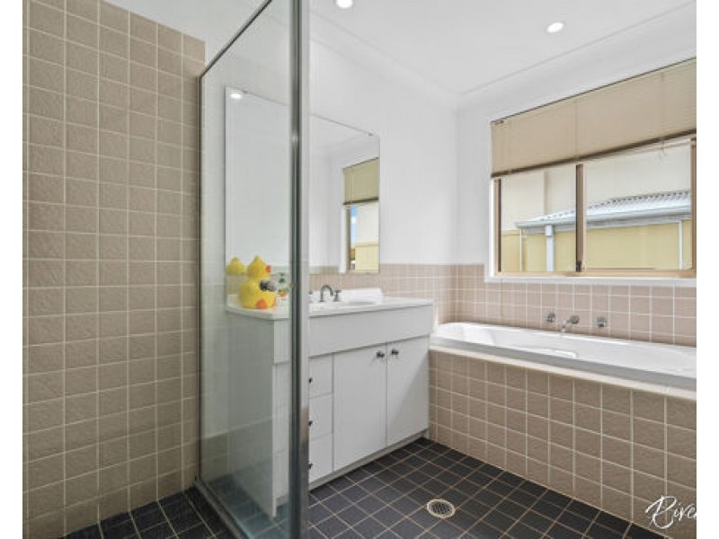 11 Cummings Avenue, Pemulwuy NSW 2145