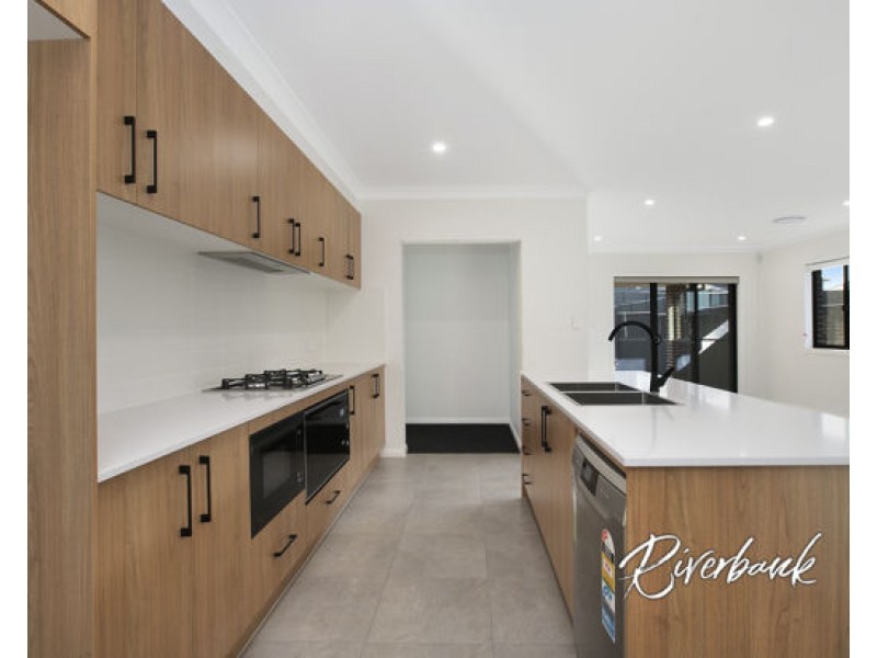 30 Leopard Street, Silverdale NSW 2752