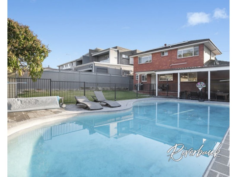 70 Ringrose Avenue, Greystanes NSW 2145
