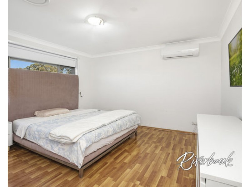 70 Ringrose Avenue, Greystanes NSW 2145