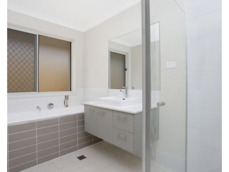 18 Vinny Road, Edmondson Park NSW 2174