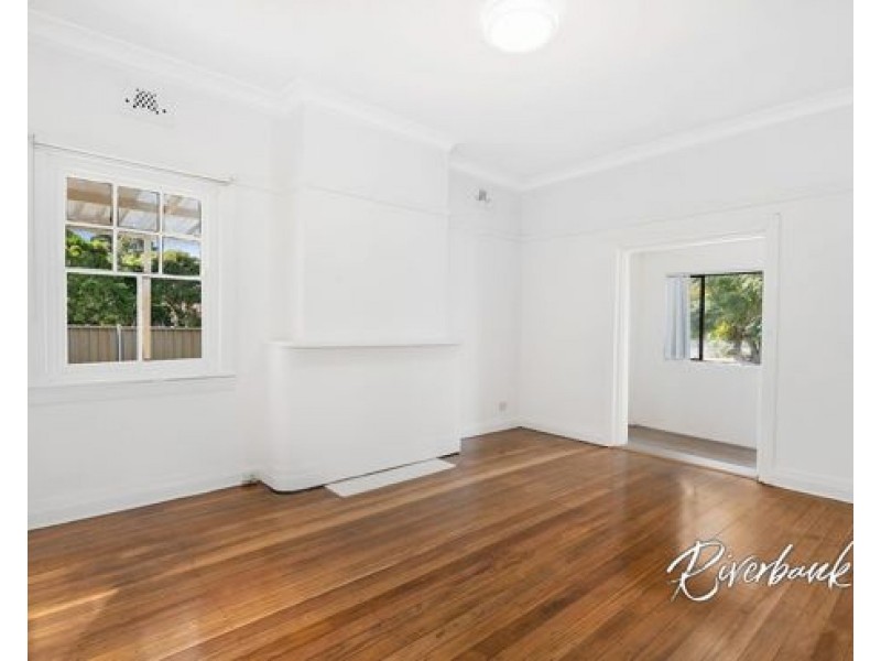 1/50 Locksley Avenue, Merrylands NSW 2160