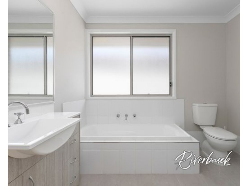 85 Pearson Crescent, Harrington Park NSW 2567