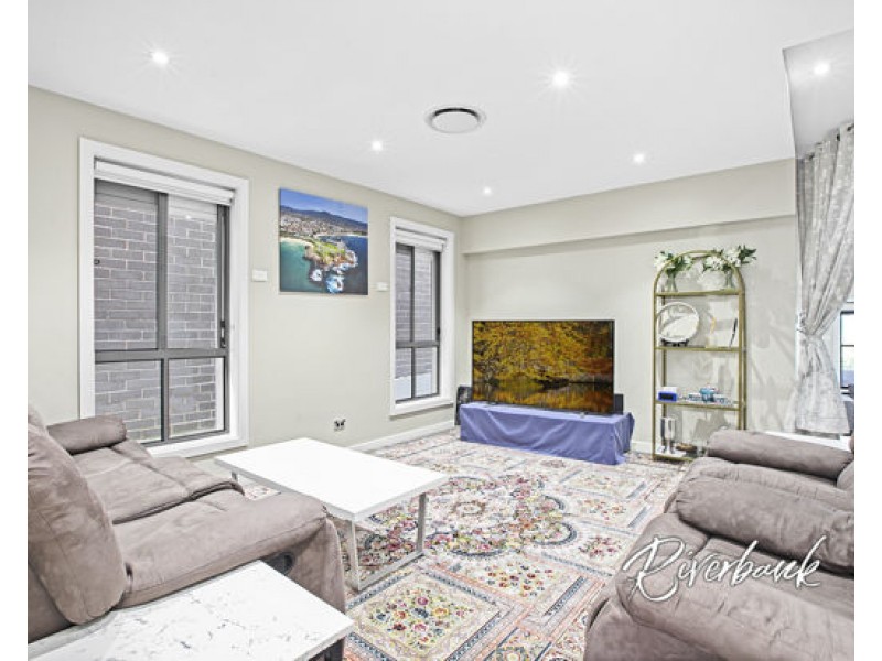 37 Dullai Avenue, Pemulwuy NSW 2145