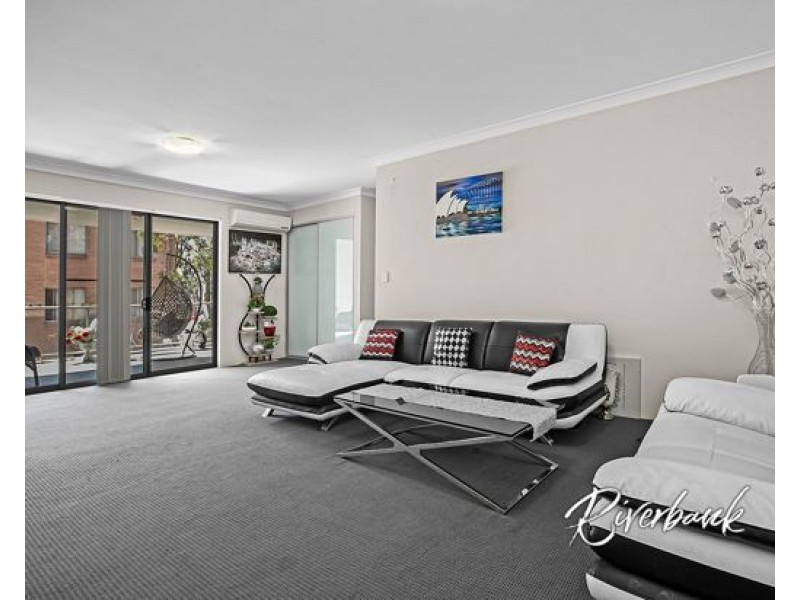 8/35-37 Darcy Road, Westmead NSW 2145