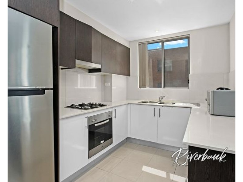 8/35-37 Darcy Road, Westmead NSW 2145