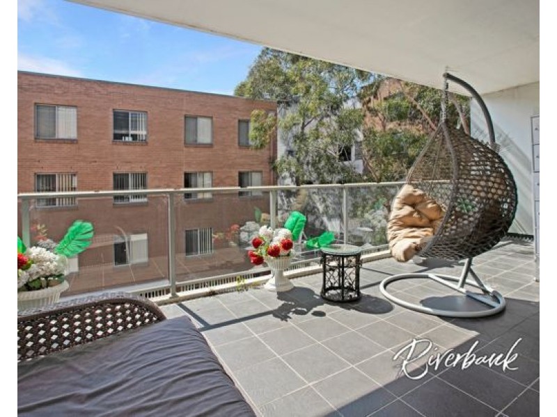 8/35-37 Darcy Road, Westmead NSW 2145