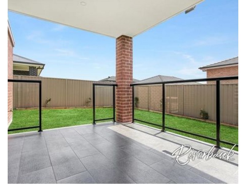 60B The Straight, Oran Park NSW 2570