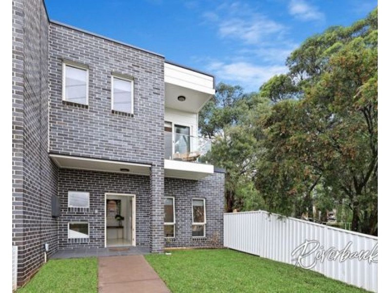 52 Kenyons Road, Merrylands NSW 2160