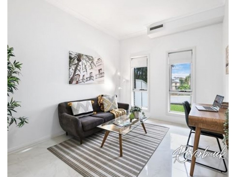 52 Kenyons Road, Merrylands NSW 2160