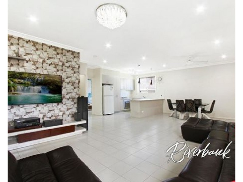 16 Wombat Street, Pemulwuy NSW 2145