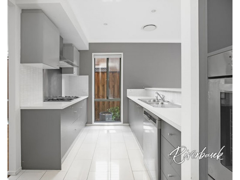 14 Parish Street, Pemulwuy NSW 2145