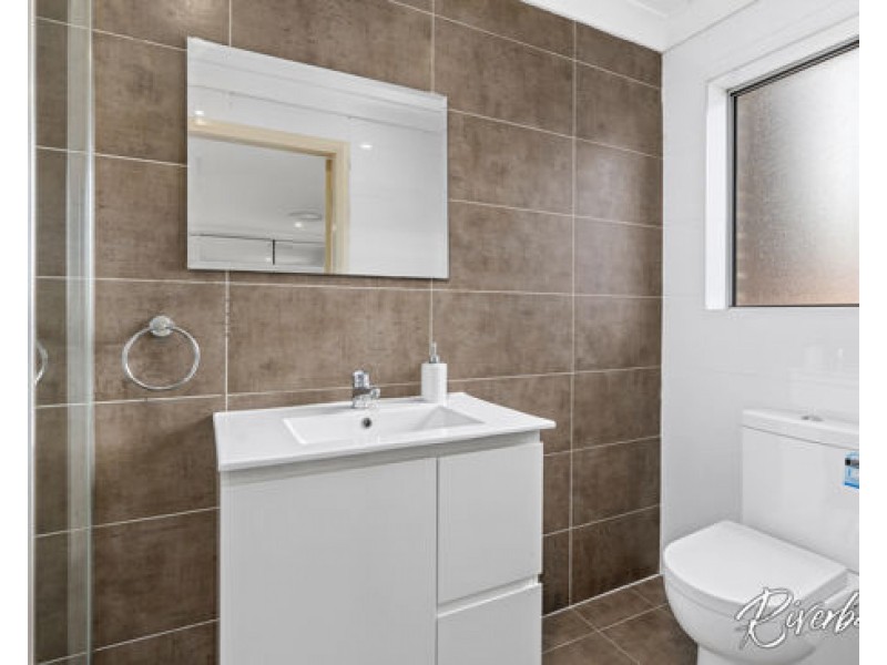 2/92 Burnett Street, Merrylands NSW 2160