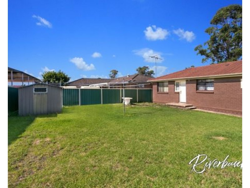 30 Shawnee Street, Greenfield Park NSW 2176