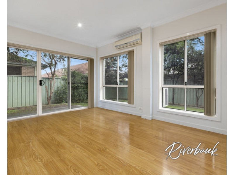 4/73-79 The Lakes Drive, Glenmore Park NSW 2745