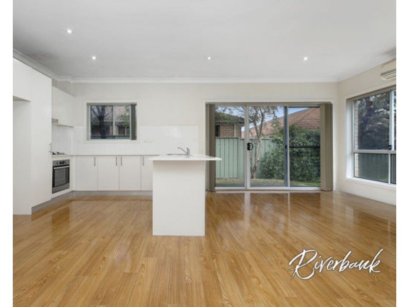 4/73-79 The Lakes Drive, Glenmore Park NSW 2745