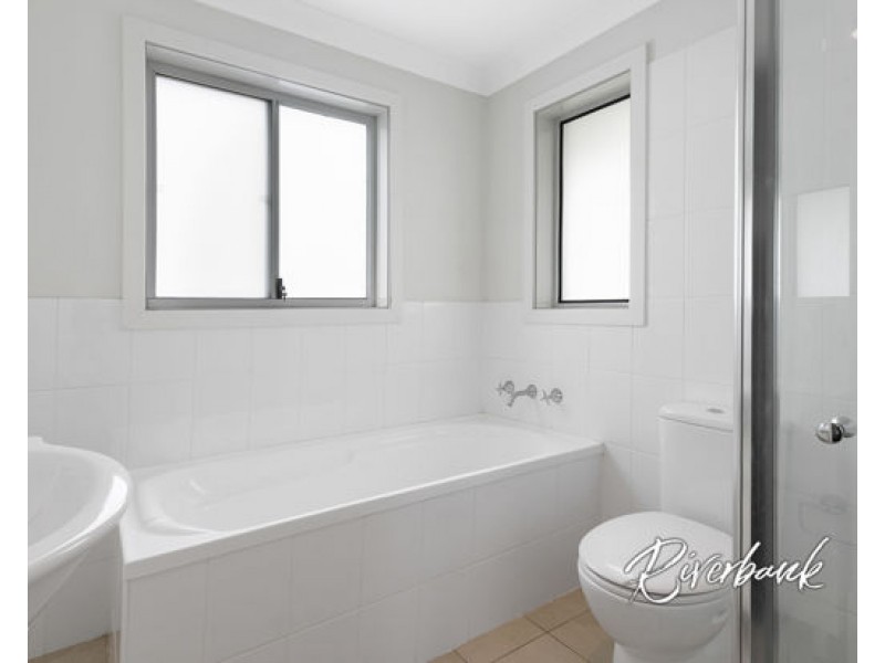 4/73-79 The Lakes Drive, Glenmore Park NSW 2745