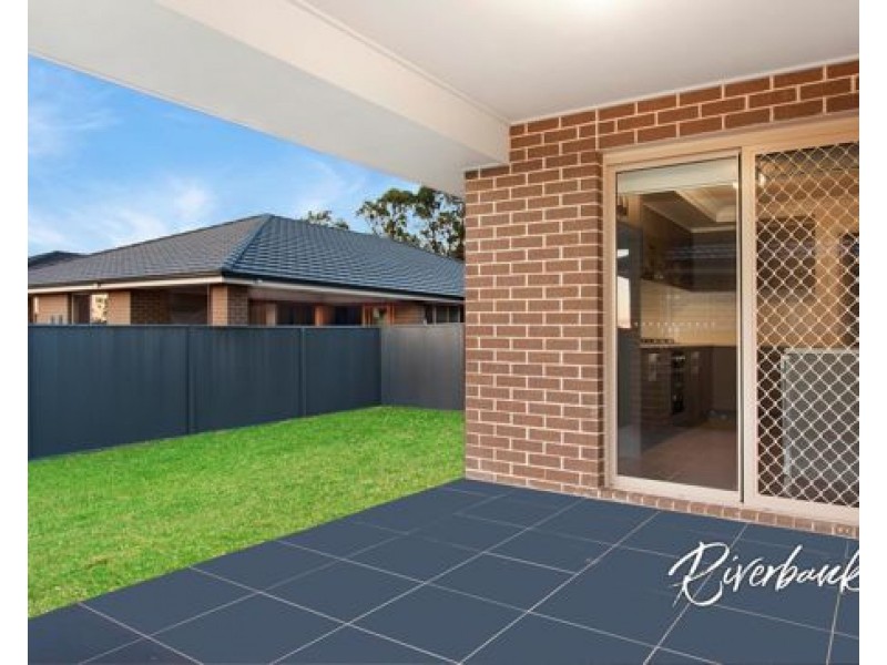 39 Saltbush Circuit, Ropes Crossing NSW 2760