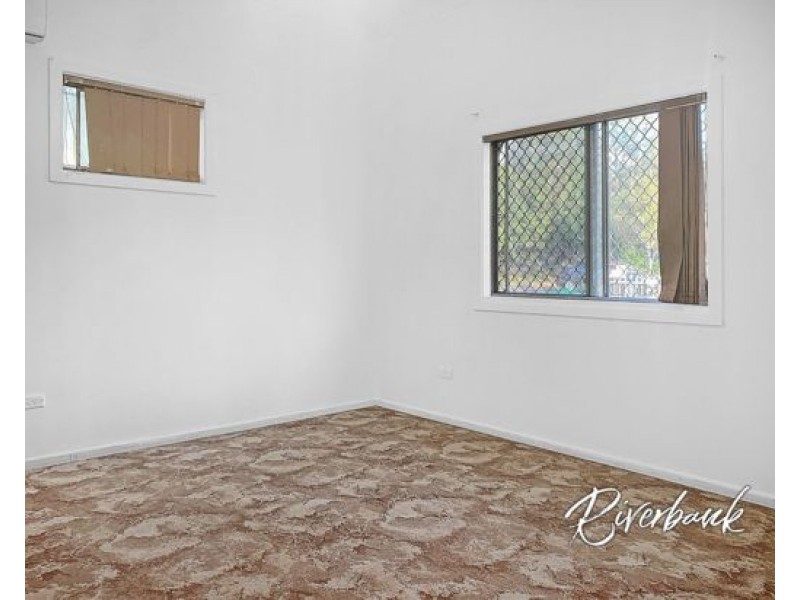 15 Lansdowne Street, Merrylands NSW 2160